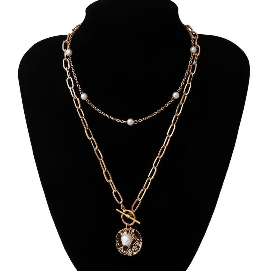 Women's Baroque Pearl Coin Pendant