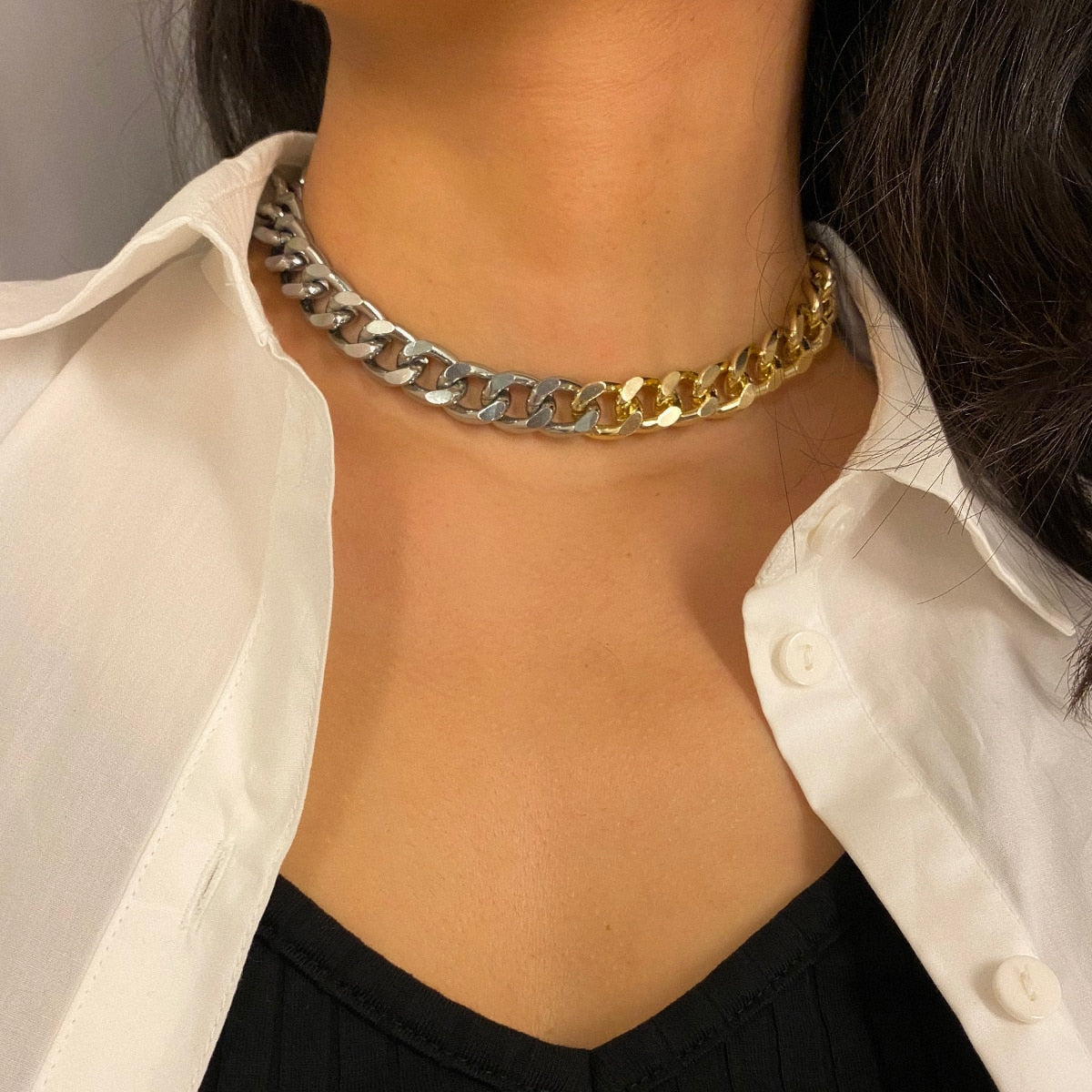Women's Chain Stylized Necklace