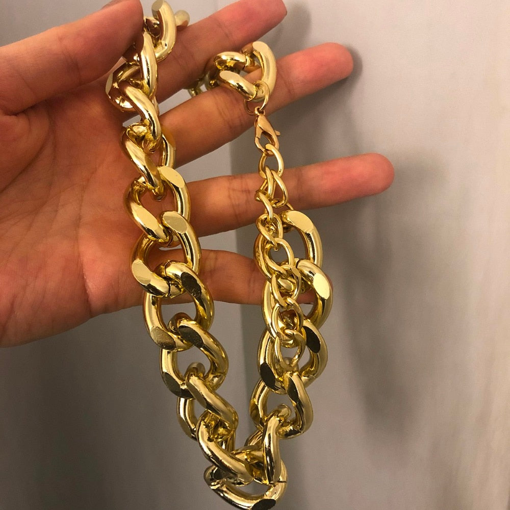 Women's Chain Stylized Necklace