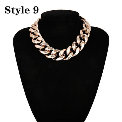 Women's Chain Stylized Necklace
